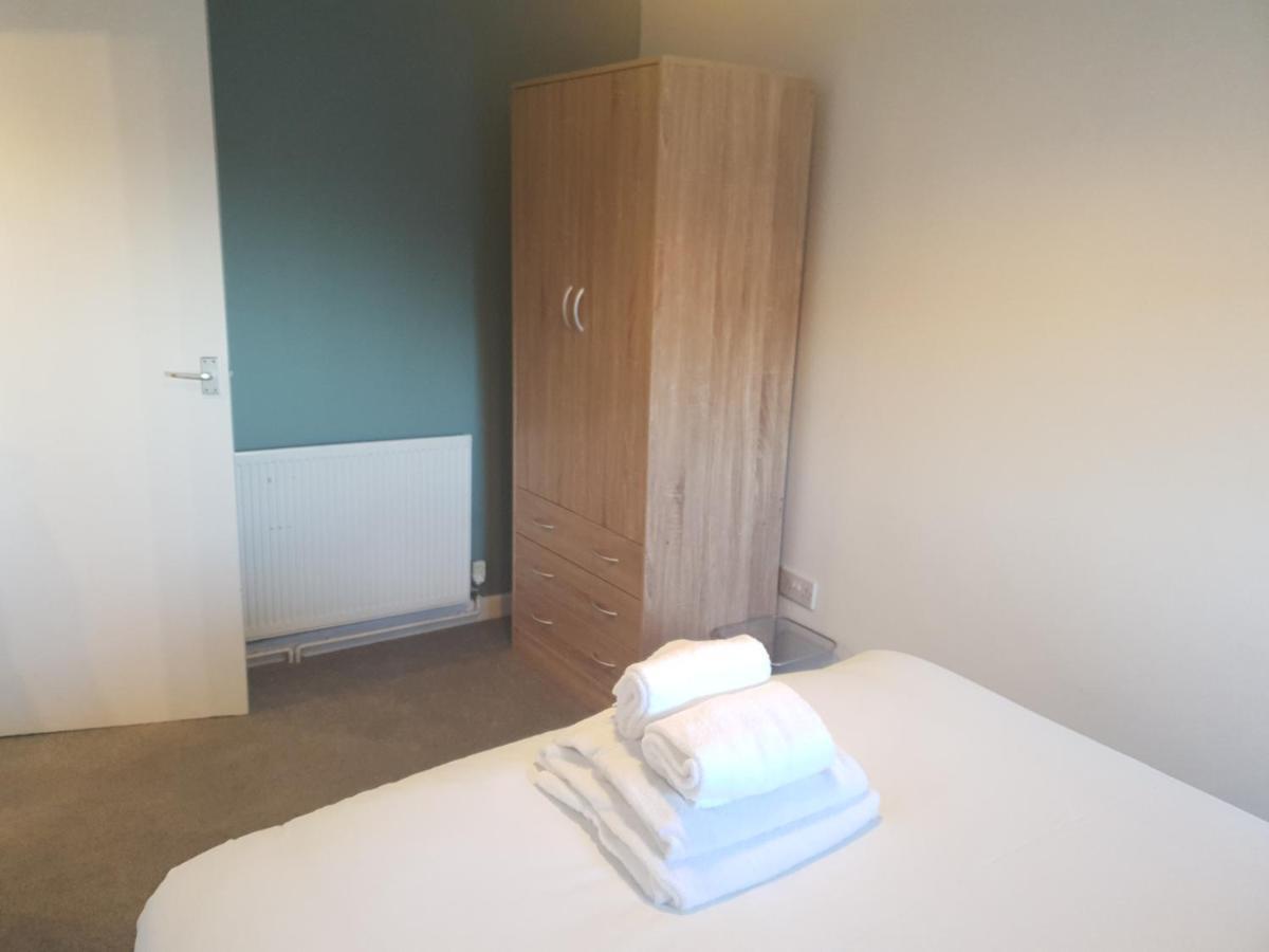 Topzy-Turvy - 1 Bedroom Apartment Суонси Экстерьер фото